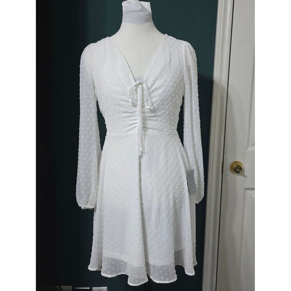 NWT Lulus White Wine & Dine Swiss Dot Long Sleeve Dress Size Small V-Neck LWD